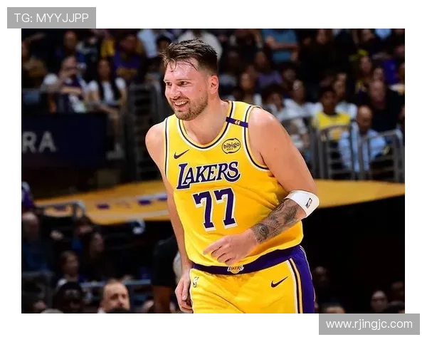 勇士湖人激战开季 东契奇集锦精彩纷呈上演新赛季对决